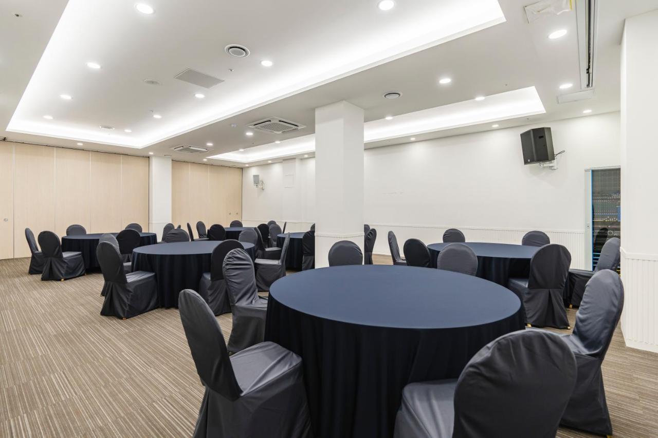 Hallim Resort Jeju Bagian luar foto